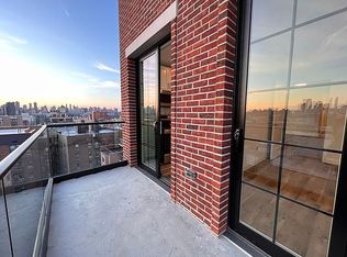2528 30th Dr, Long Island City, NY 11102