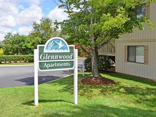Glennwood Apartments Photo 1