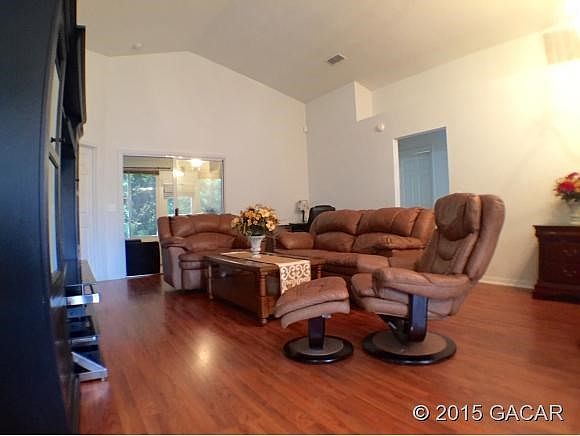 Plenty of room in great room