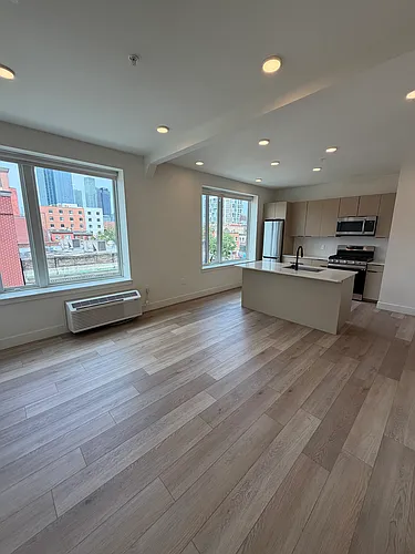 293 Fairmount Ave #403 Photo 1
