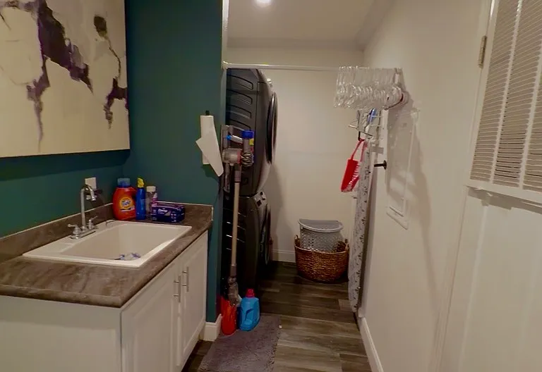245 Fremont Ln — Photo 5