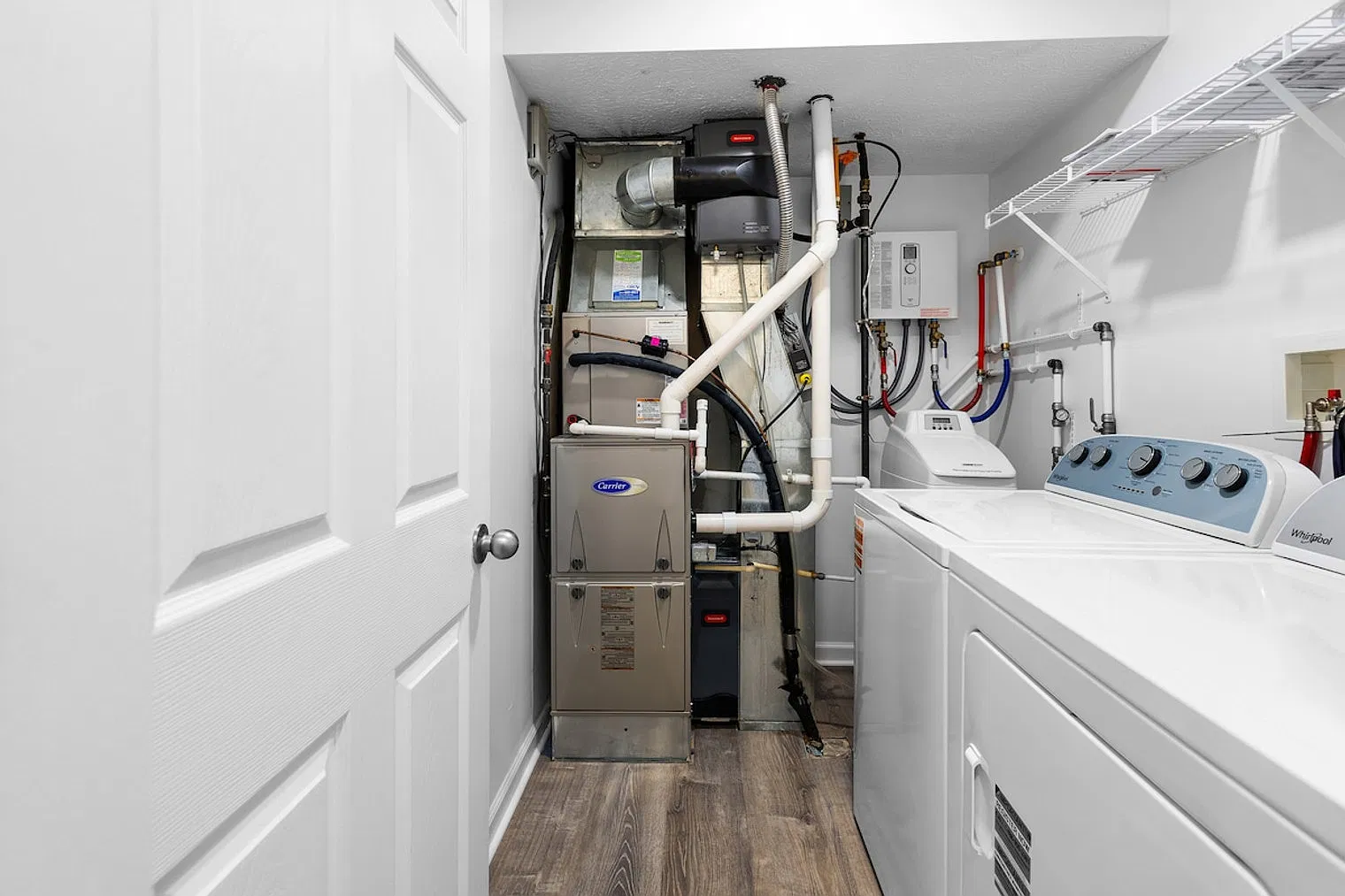 3 bed, 2.0 bath, $14,112 — Photo 4