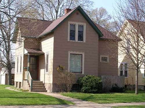 2nd image of 1624 Mississippi St