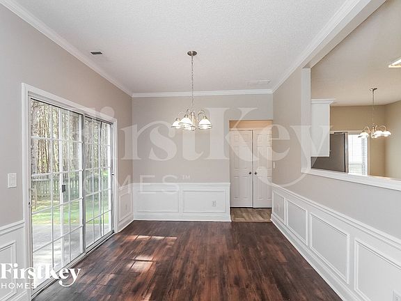 5th image of 232 Ashland Dr