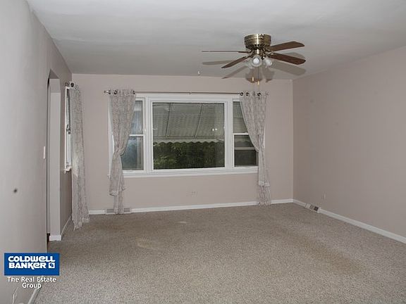 3rd image of 38869 N Lakeside Pl
