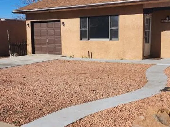1035 June St NE, Albuquerque, NM 87112