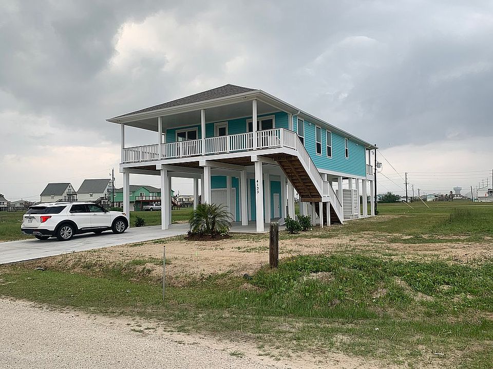 1st image of 4133 4th St