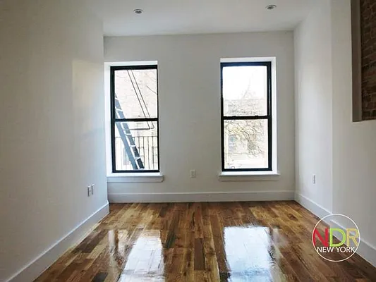 Rented by Next Door Realty NYC | media 32
