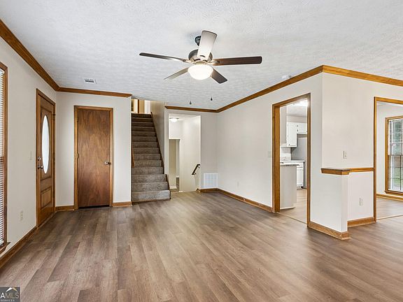 4th image of 5540 Princeton Oaks Dr