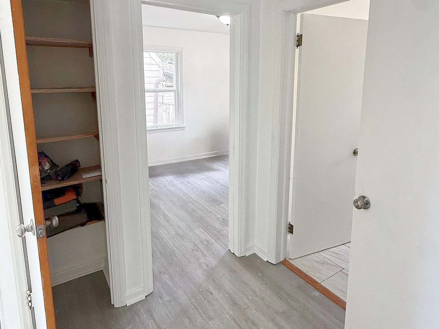 3 bed, 2.0 bath, 1109 sqft, $1,900 — Photo 4