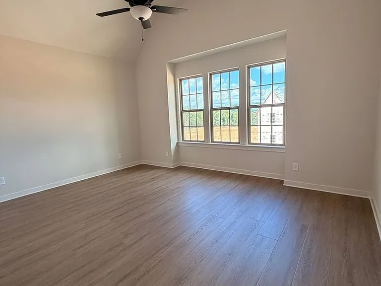 4208 Longmoor Rd — Photo 12
