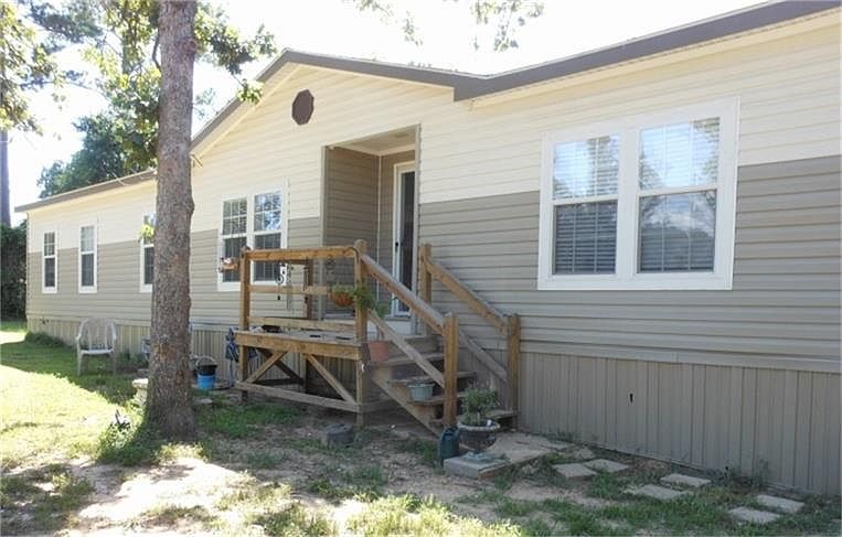 1st image of 30819 Meadow Edge Dr