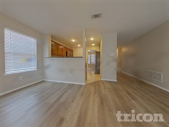 3rd image of 9200 Tierra Verde Dr