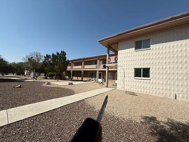 3 bed, 1.5 bath, $1,100 — Photo 3