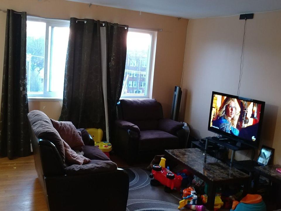 1st image of 7320 N Rogers Ave APT 510