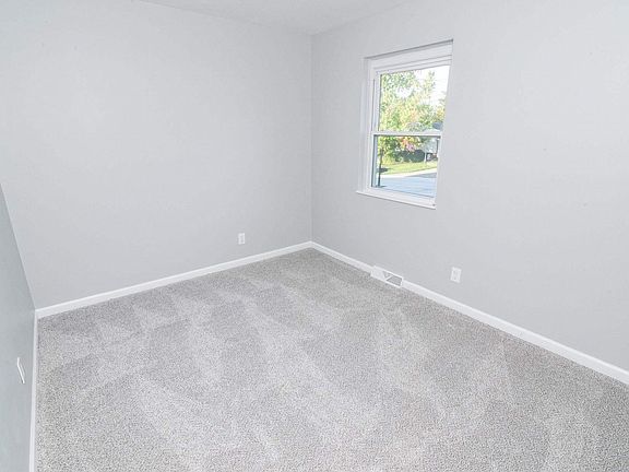 2nd image of 6454 Shawnee Ct