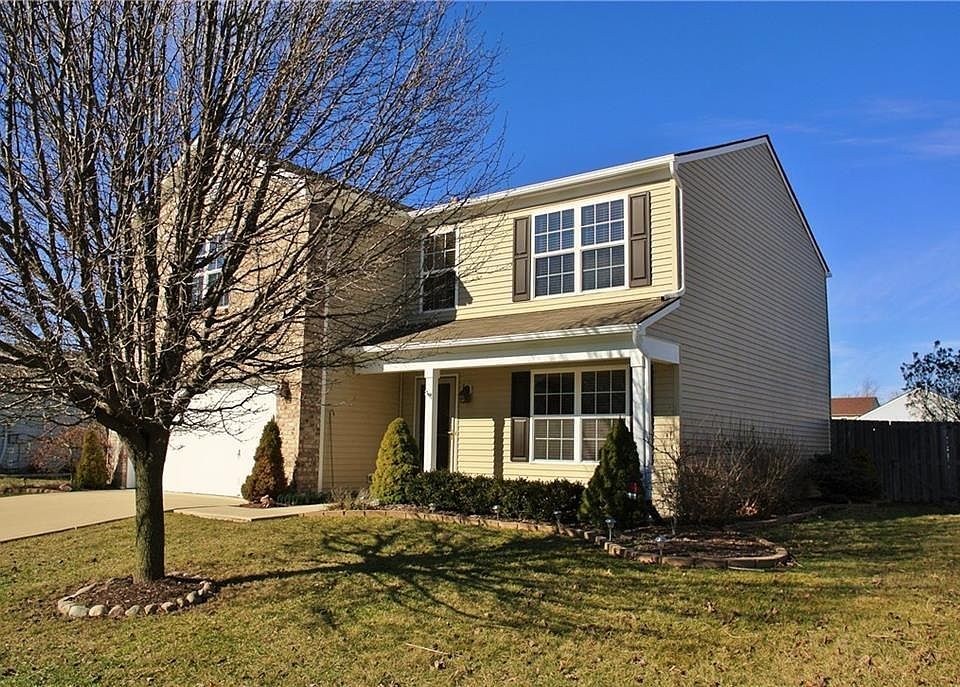 2nd image of 6622 Glory Maple Ln