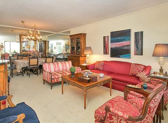 3rd image of 16 Rockledge Ave APT 2B2