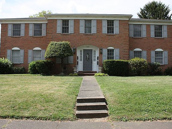 3rd image of 205 S Lincoln Park Dr APT B