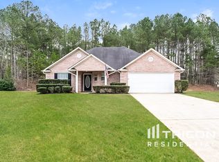 207 Oak Grove Dr, Hampton, GA 30228