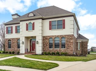 1607 Chestnut Grove Ct, Champaign, IL