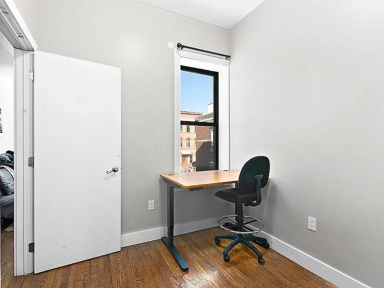 40 Granite St #2R — Photo 7