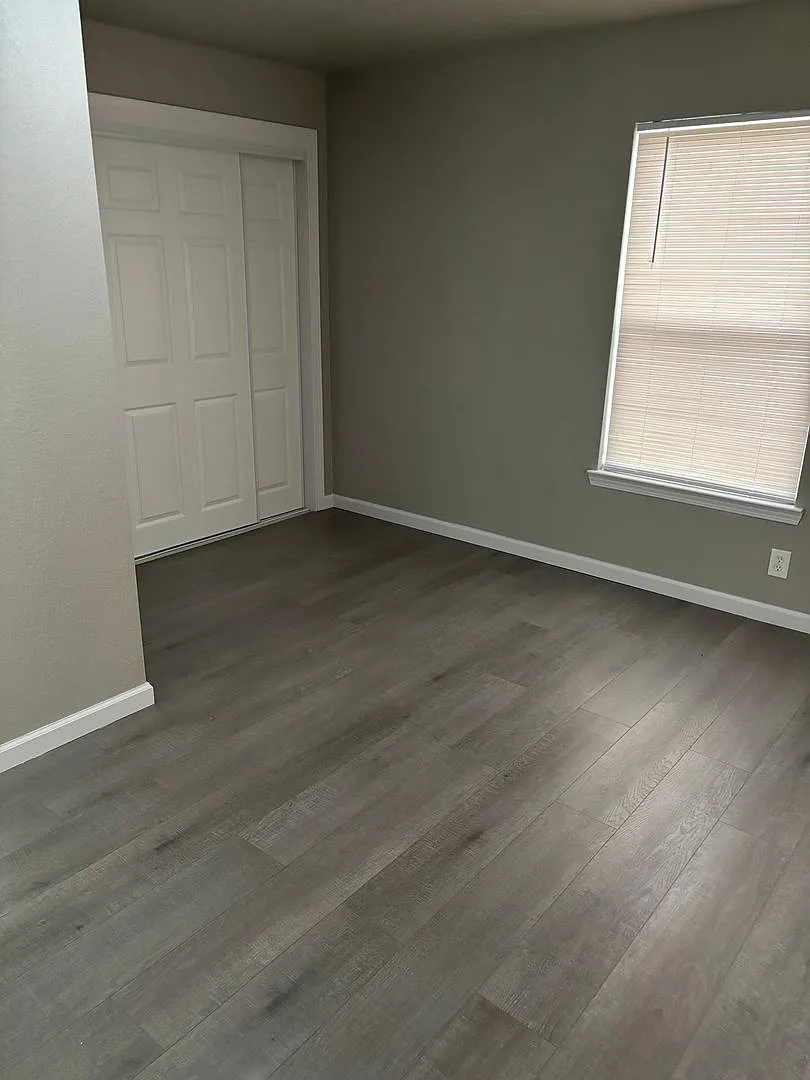 4 Bedroom 3 Bath House In Tudor Coming Soon!! — Photo 3