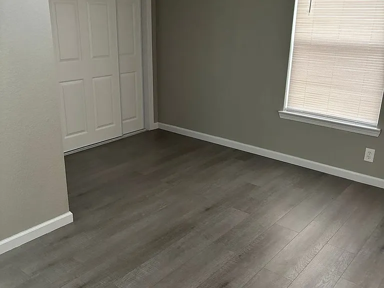 2615 Tudor Rd — Photo 3