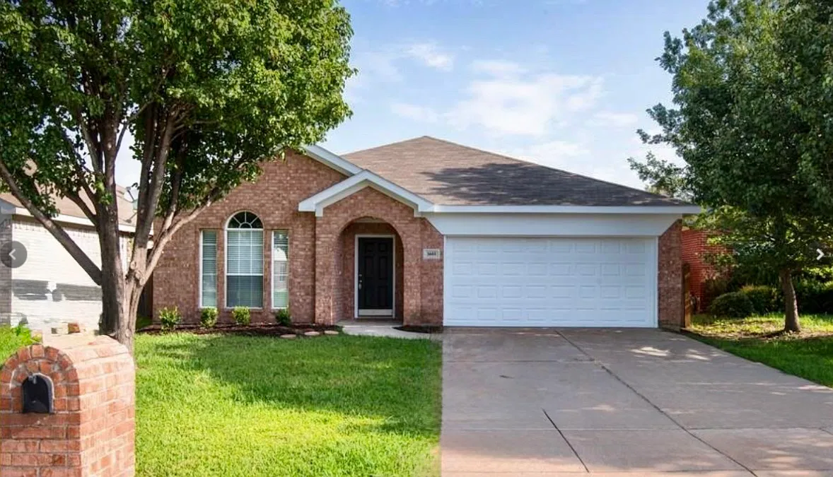 4 bed, 1929 sqft, $2,150 — Photo 1