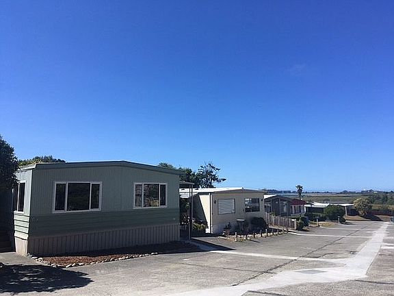 2nd image of 5488 Paradise Ln #107