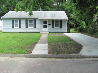 469 Cedar Dr, Hampton, VA 23669