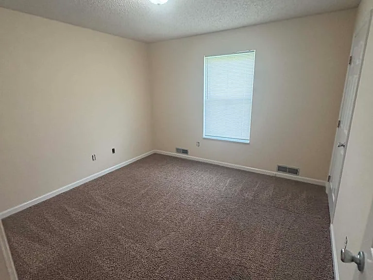 1710 Oshea St #C — Photo 7