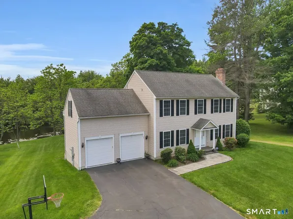 95 Higgins Road, Cheshire, CT 06410