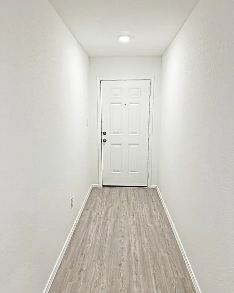3821 Far Horizon — Photo 2