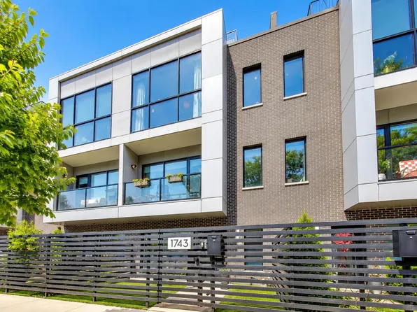 1743 N Winnebago Ave, Chicago, IL 60647