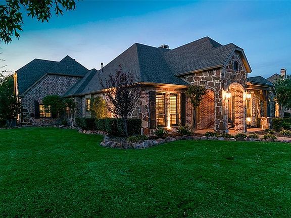 5th image of 1741 Blue Forest Dr