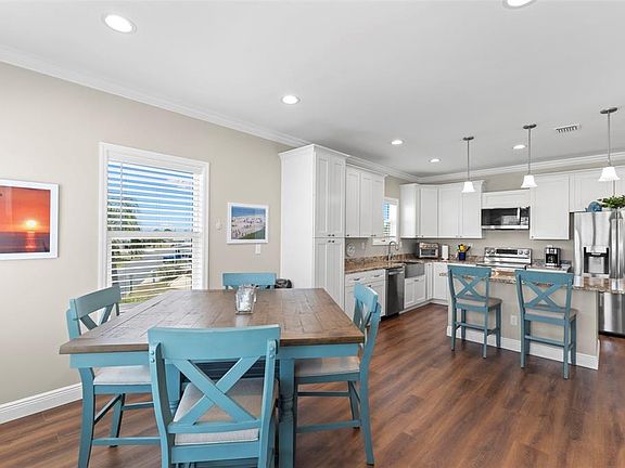 5th image of 563 MOUNT PINEY AVENUE NE #691