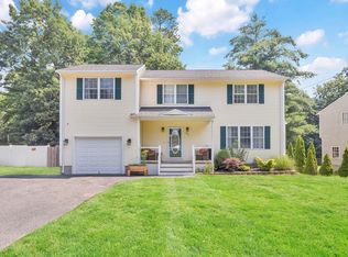 42 Observer St, Springfield, MA 01104