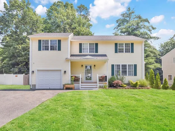 42 Observer St, Springfield, MA 01104