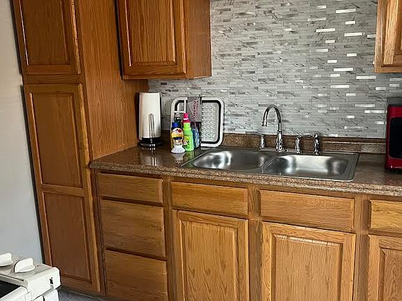 4th image of 620 Wiltshire Blvd APT 3