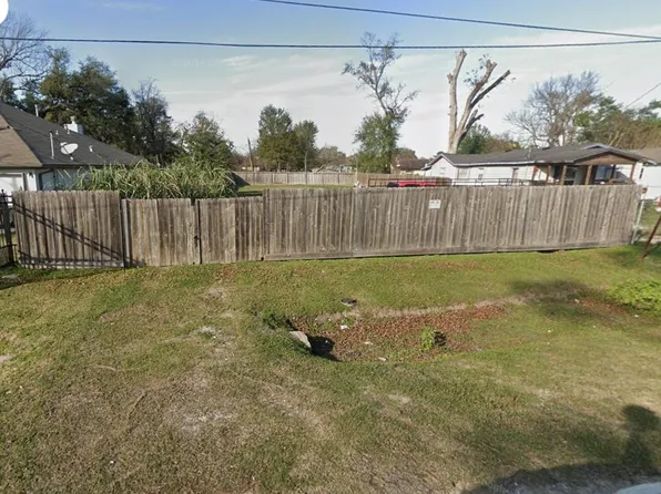 0 Dewalt St, Houston, TX 77088