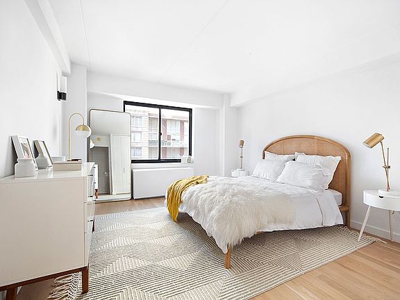 4th image of 200 E 87th St #10E
