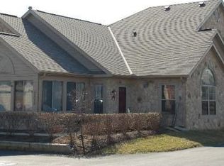 3673 Stoneway Pt, Powell, OH 43065