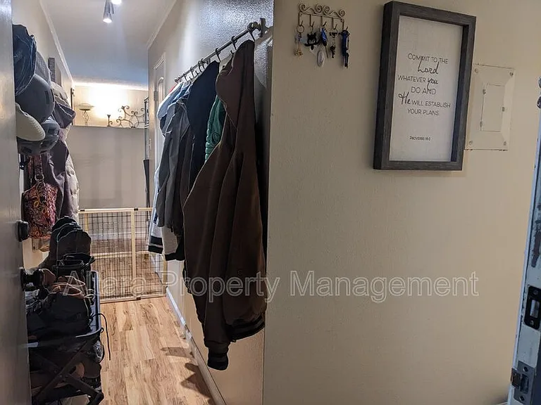 2880 S Locust St #N100 — Photo 13