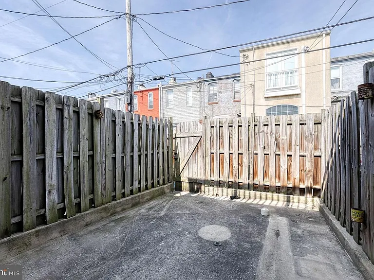 112 N Streeper St — Photo 24