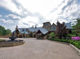 8900 Eagle Rd, Kirtland, OH 44094