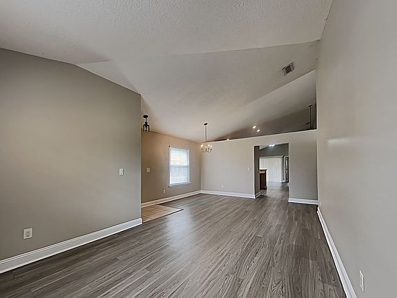 5th image of 13808 Jaffa Ct