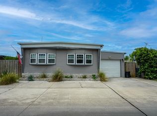 5124 Darlington Rd, Holiday, FL 34690