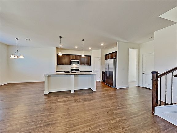 5th image of 5117 Jack Byrnes Dr