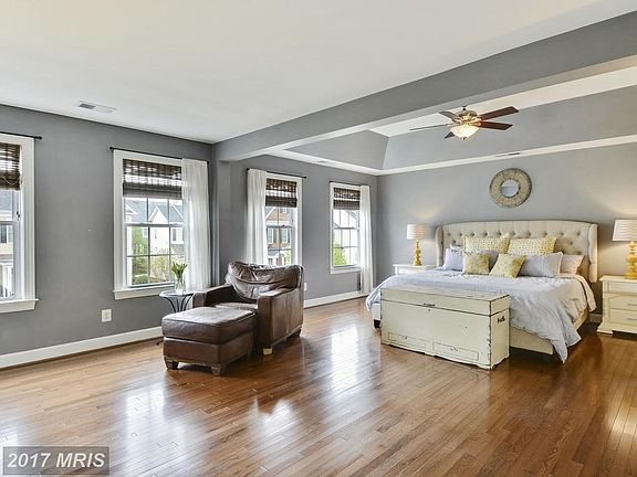 Owner's Suite with Sitting Area